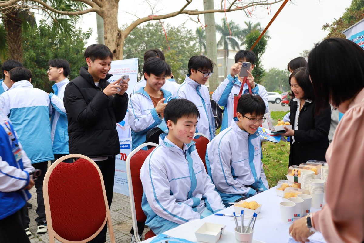 616038072 924571323420049 3418791830636029010 n